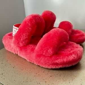 “Oh Yeah” sandals from UGG